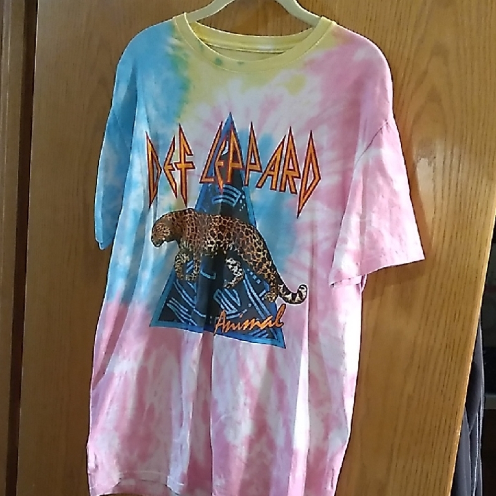 Def Leppard Blue and Pink Tie-Dye Short Sleeve Tee